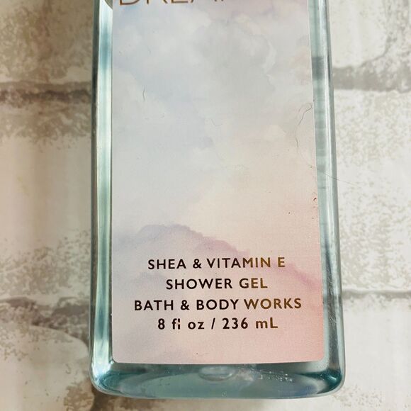 Discontinued Bath & Body Works Lovely Dreamer Shower Gel Sweet Floral Scent - Picture 3 of 3